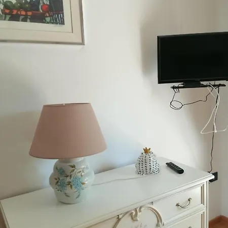 Apartamento Bilocale Nicol 4 Posti Ovest